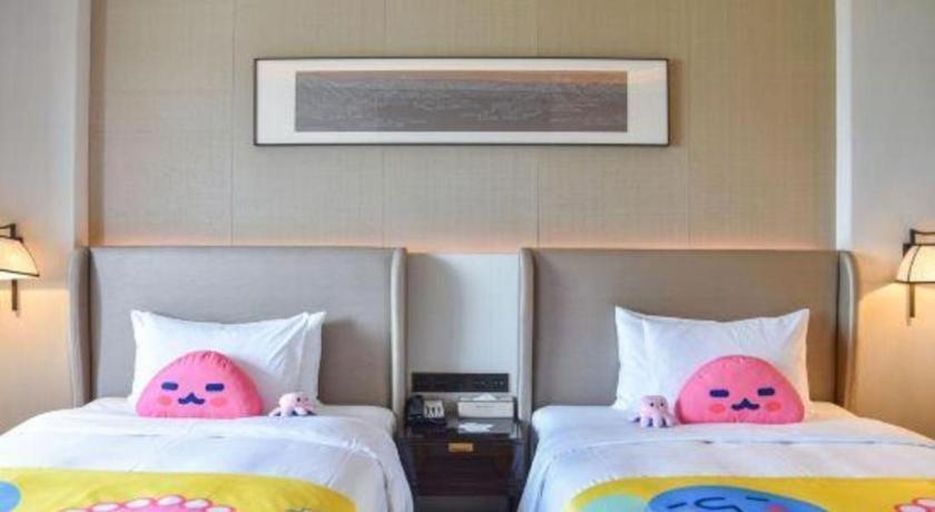 Wyndham Grand Plaza Royale Huayu Chongqing Hotel Exterior photo